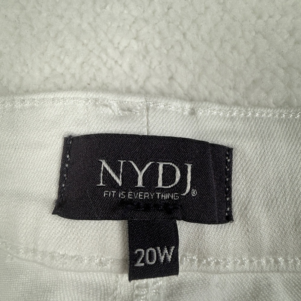 NYDJ‎ Ella Lift Tuck White Denim Bermuda Shorts Womens 20W Plus Size - Picture 3 of 5